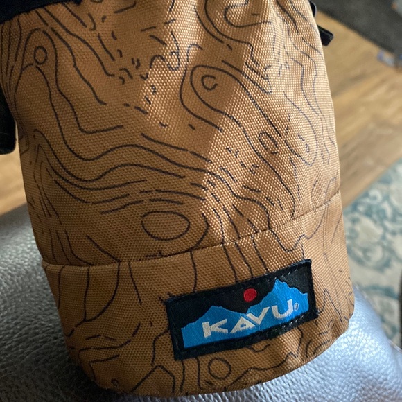 Kavu Bags Kavu Kiyo Peak Seeker Chalk Bag Poshmark